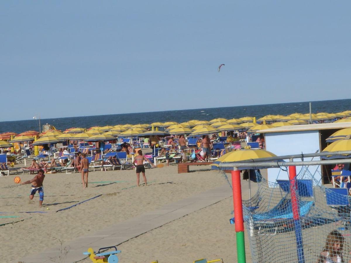 Sirena Apartments Llido Degli Estensi Dış mekan fotoğraf