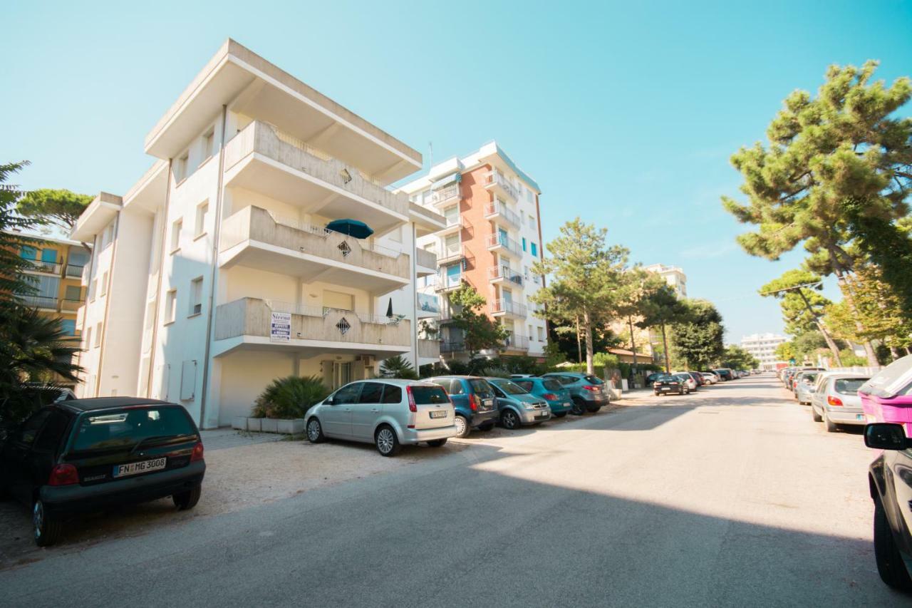 Sirena Apartments Llido Degli Estensi Dış mekan fotoğraf